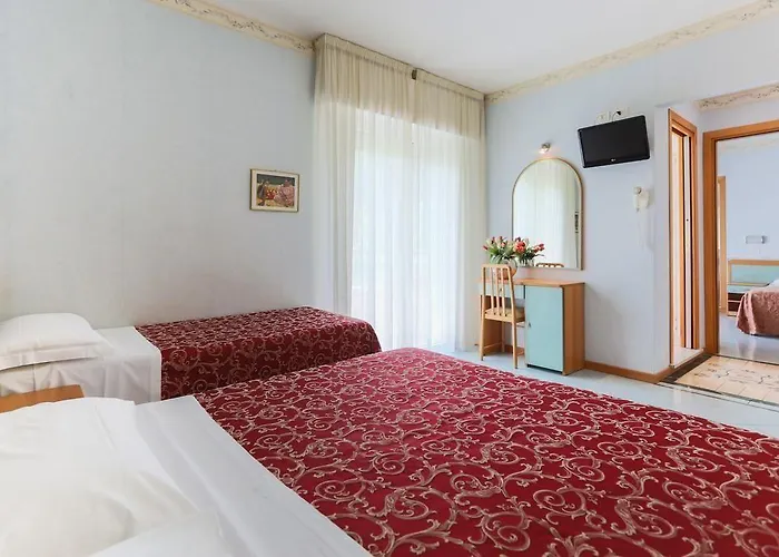 Отель Aldebaran 3*