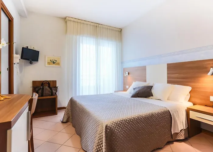 فندق Aldebaran 3*